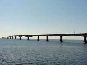 �R���t�F�f���[�V�����u���b�W1