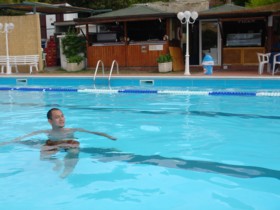 �J�v���̃z�e���ɂ�1