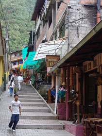 �}�`���s�`����3