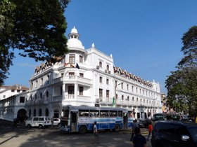 �L�����f�B03