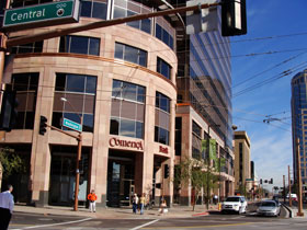 �t�F�j�b�N�X�̊X02